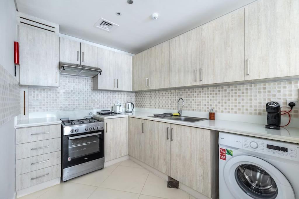Apartment Goldbest - Seven Palm 1bdr Dubai